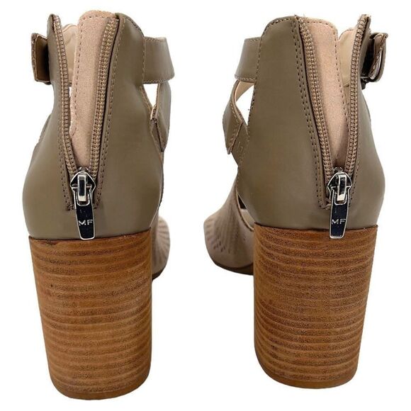 Marc Fisher Gabie Taupe Suede Leather Perforated Shootie Block Heel Sandals Sz 9 - Picture 10 of 12
